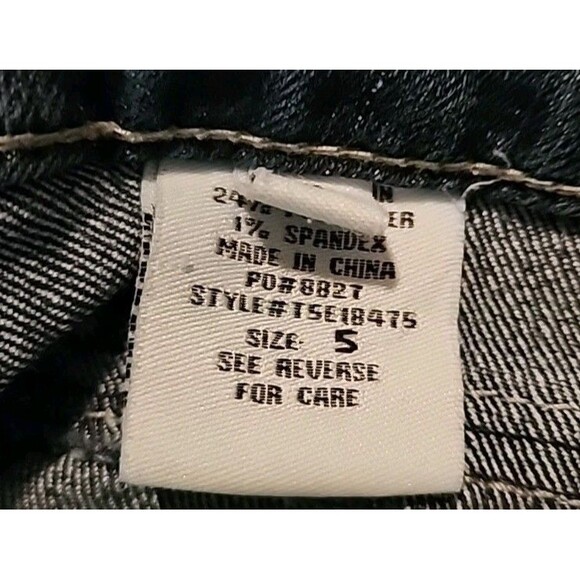 True Soulmate Womens Shorts 5 Medium Wash Denim Embroidered Pockets - Picture 7 of 10